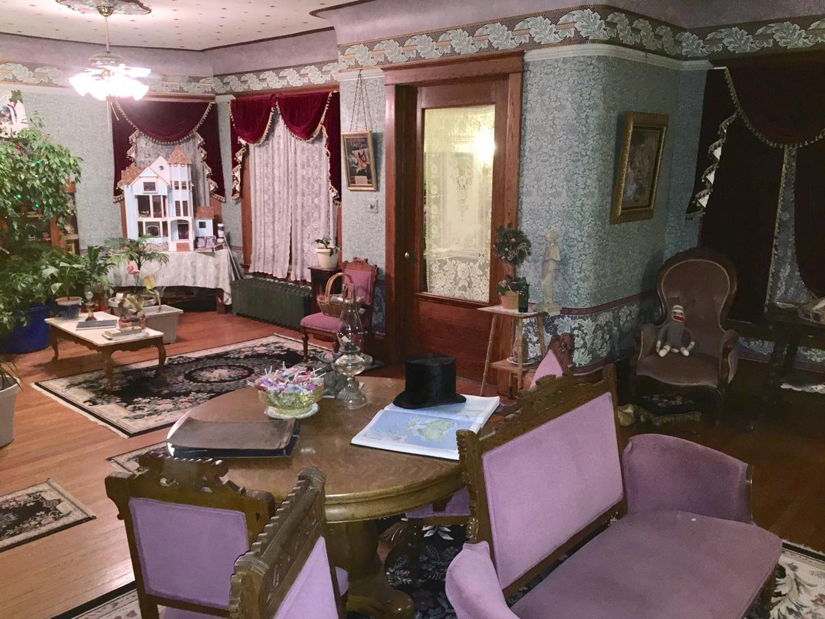 Scarlett House Victorian B & B Janesville Bagian luar foto