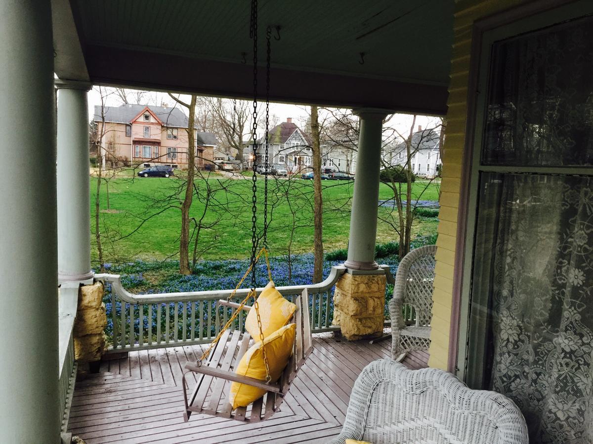 Scarlett House Victorian B & B Janesville Bagian luar foto