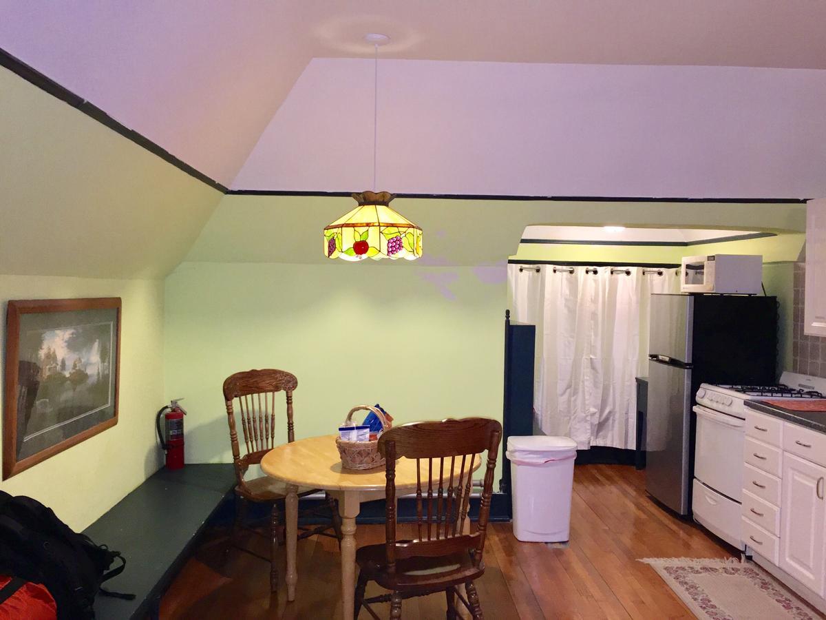 Scarlett House Victorian B & B Janesville Bagian luar foto