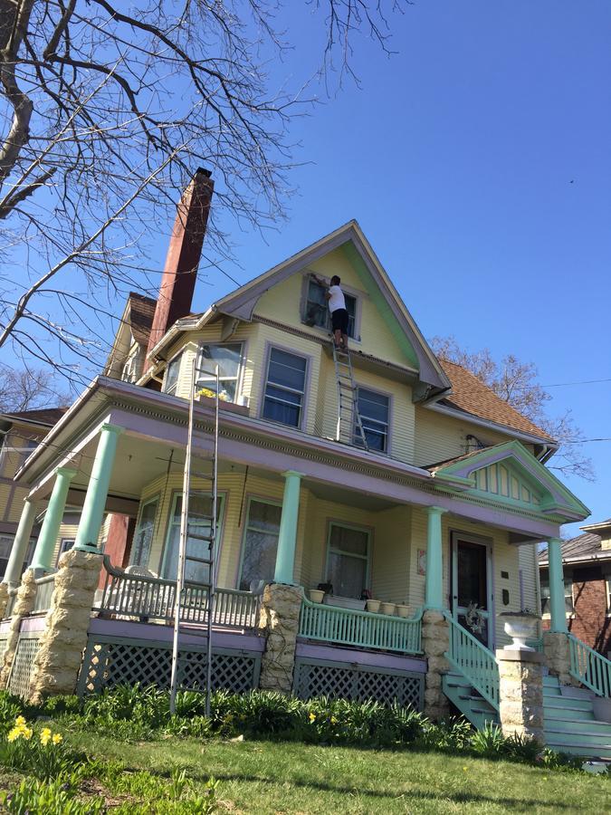 Scarlett House Victorian B & B Janesville Bagian luar foto